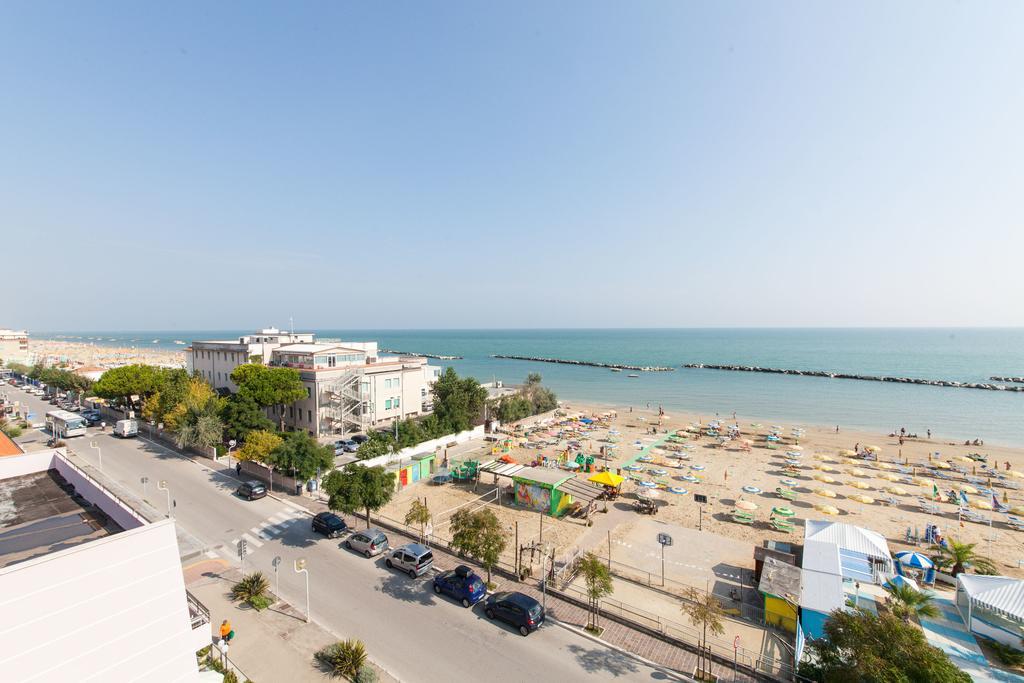 Hotel Palos ริมินี ภายนอก รูปภาพ