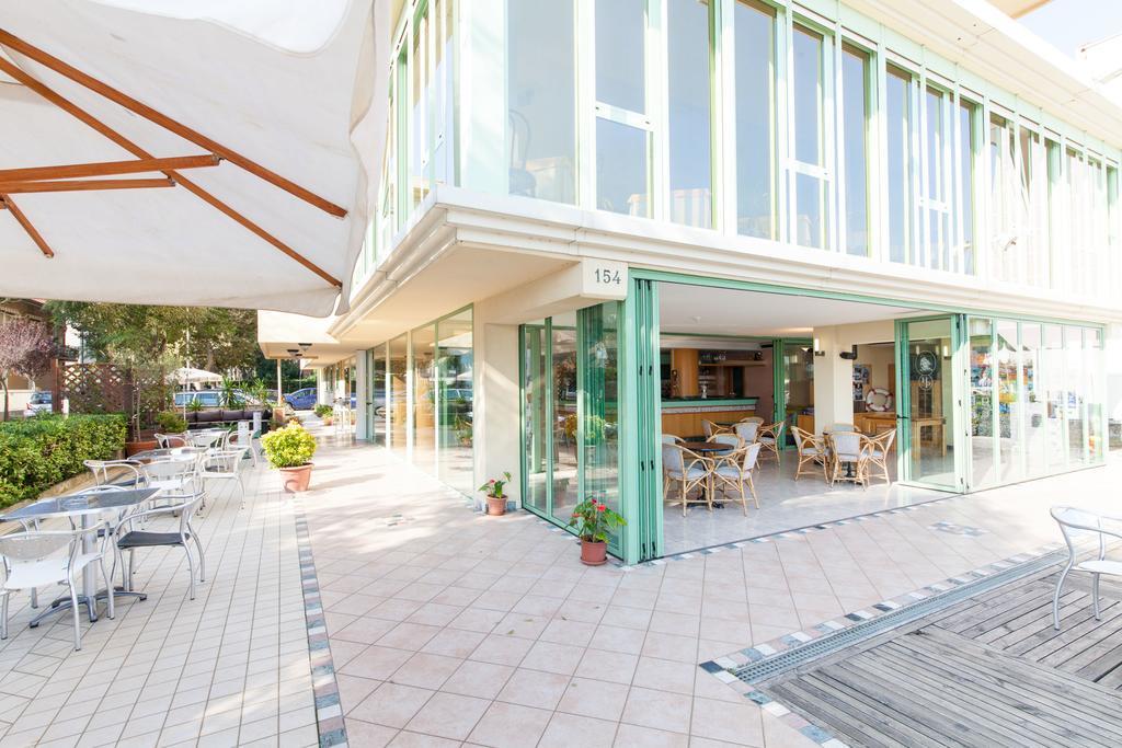 Hotel Palos ริมินี ภายนอก รูปภาพ